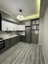 2-комн. квартира, 13 этаж, 63м², Молодежный-8