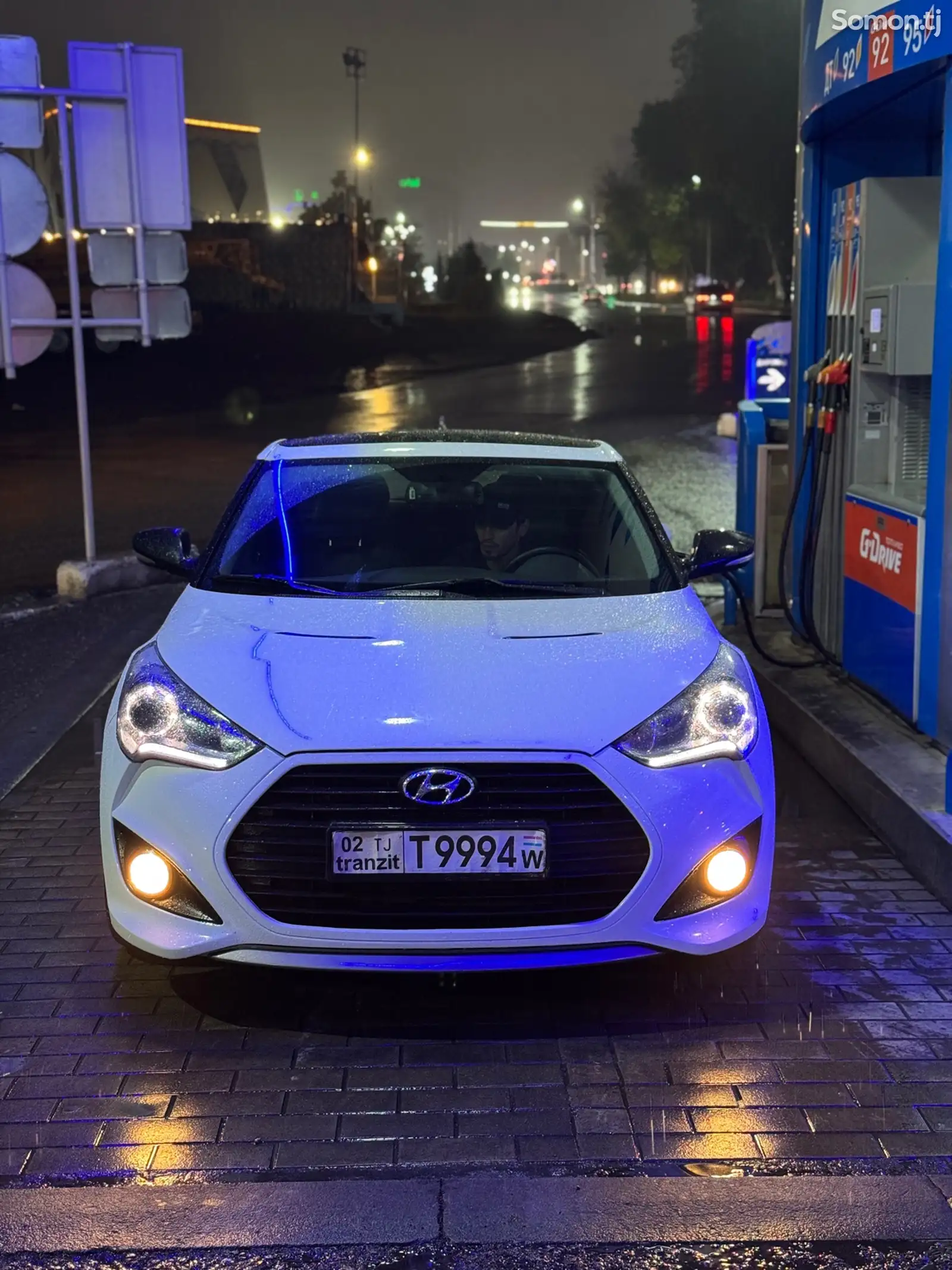 Hyundai Veloster, 2011-8