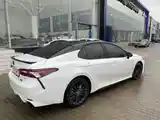 Toyota Camry, 2021-4