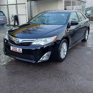 Toyota Camry, 2014