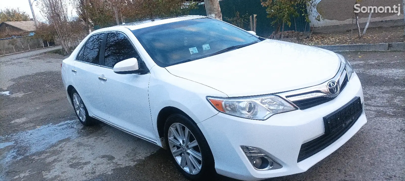 Toyota Camry, 2012-1