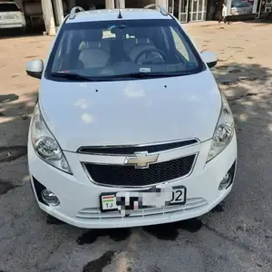 Chevrolet Spark, 2010