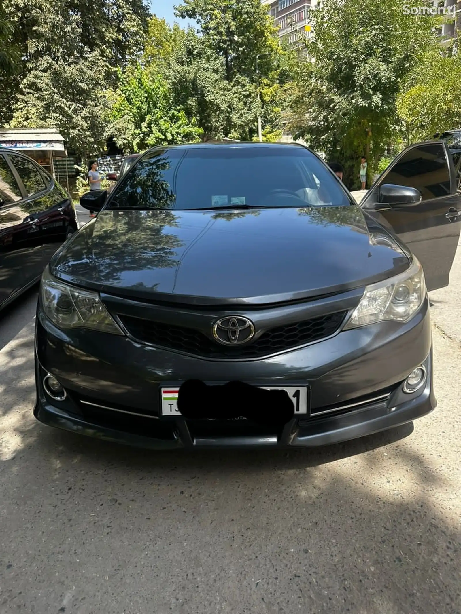 Toyota Camry, 2012-1