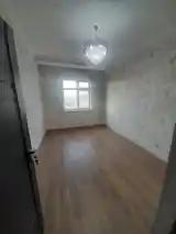 2-комн. квартира, 4 этаж, 57 м², повороти Ленинград-5