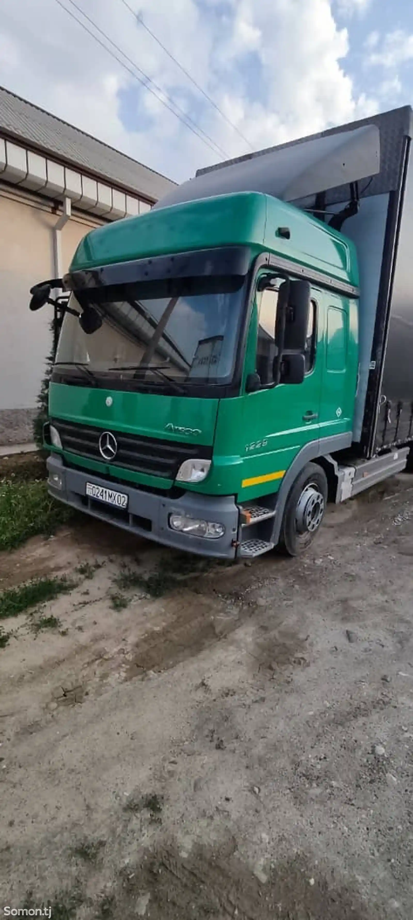 Бортовой грузовик Mercedes-Benz Atego, 2010-1