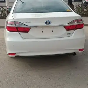 Toyota Camry, 2015