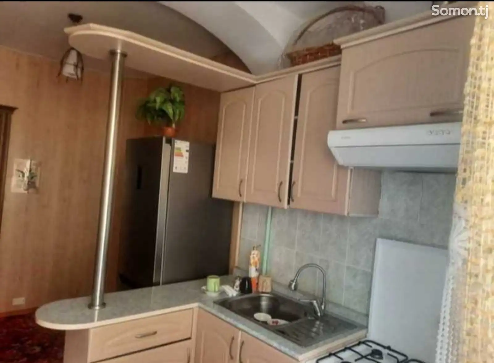 3-комн. квартира, 2 этаж, 70м², 28 мкр-2