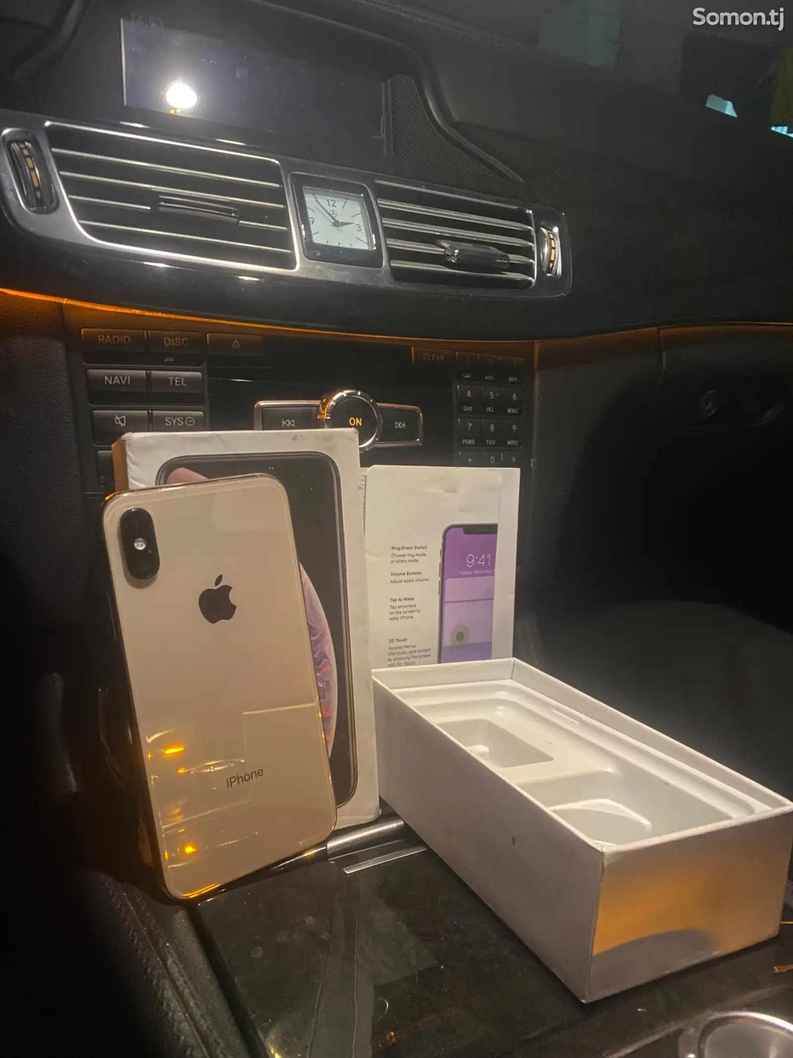 Apple iPhone Xs, 64 gb, Gold-1