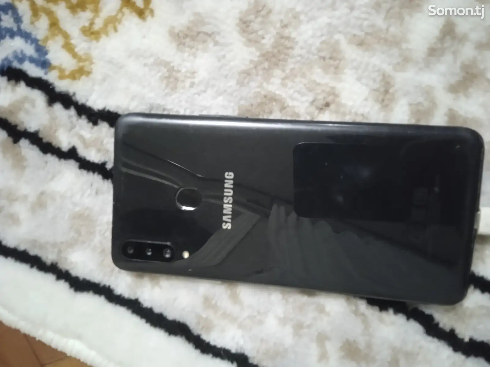 Samsung Galaxy A20-1