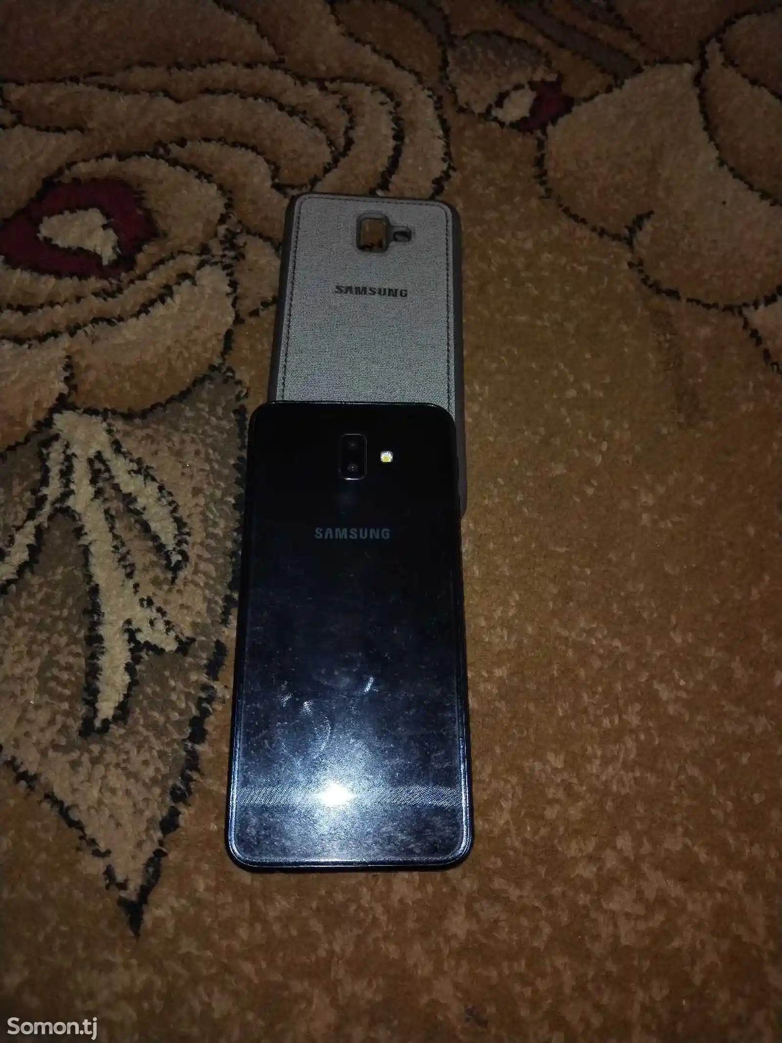 Samsung Galaxy J6 Plus-2