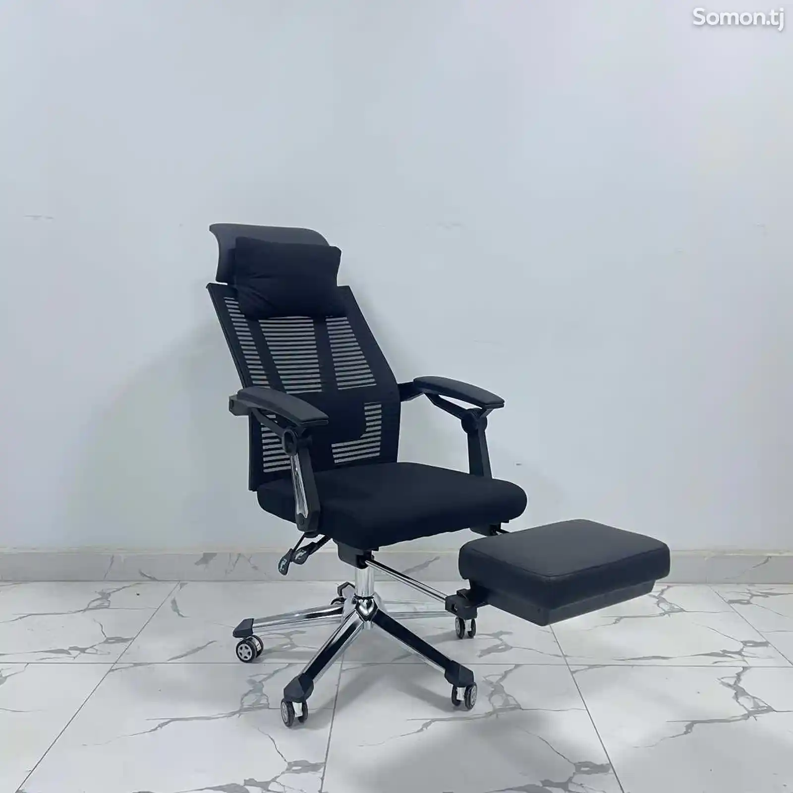 Солидное кресло-3