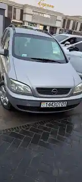 Opel Zafira, 2003-2