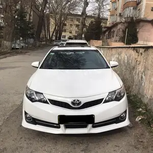 Toyota Camry, 2012