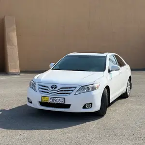 Toyota Camry, 2011