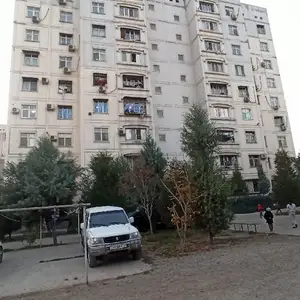 2-комн. квартира, 9 этаж, 50 м², 83 мкр, автовокзал