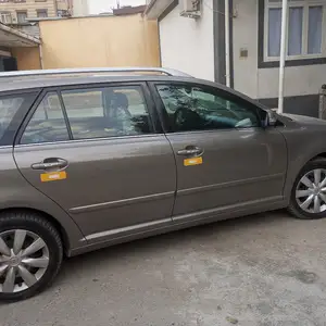 Toyota Avensis, 2008