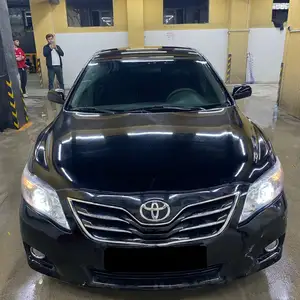 Toyota Camry, 2011