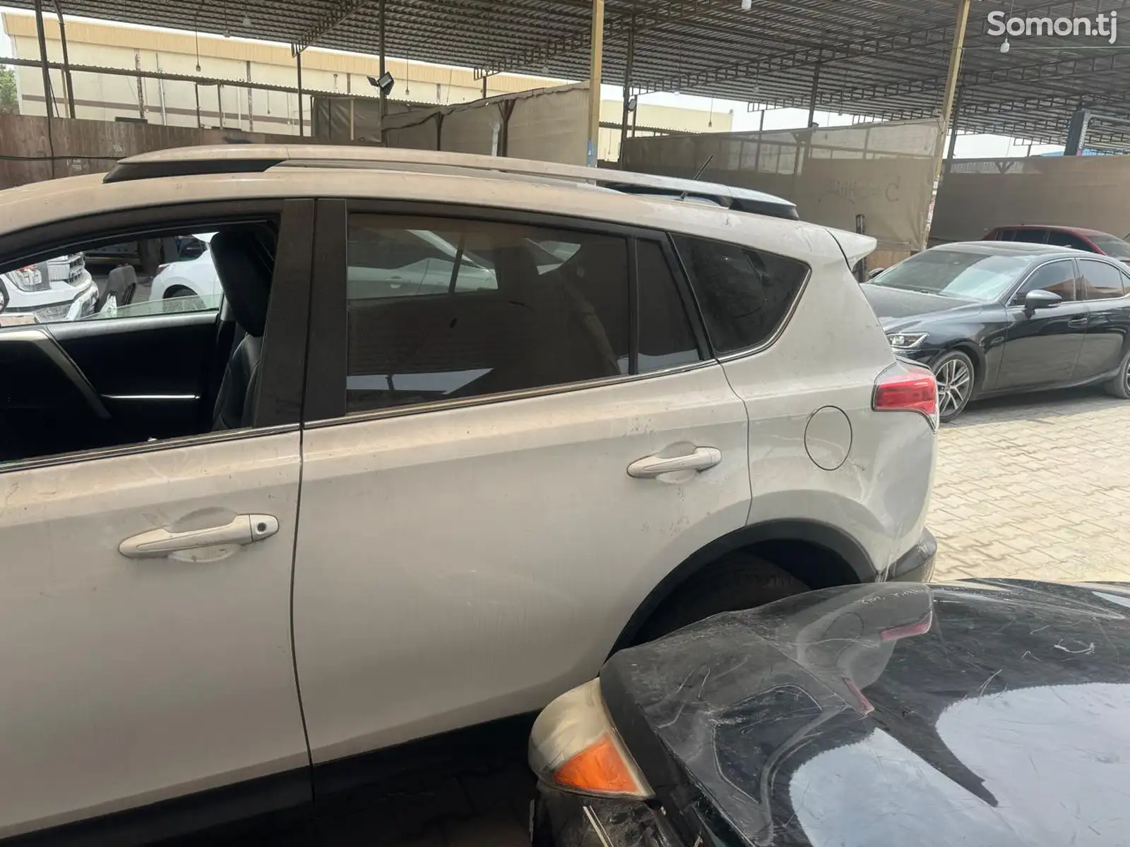 Toyota RAV 4, 2015-4