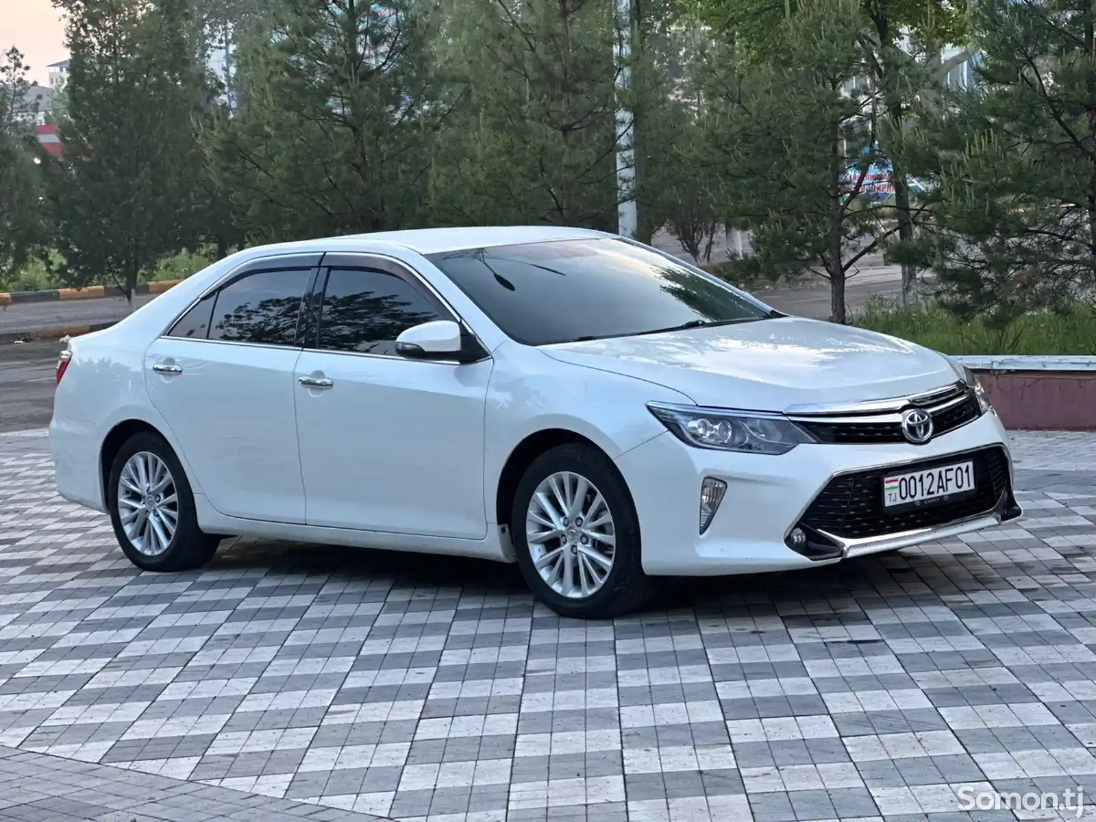 Toyota Camry, 2015-4