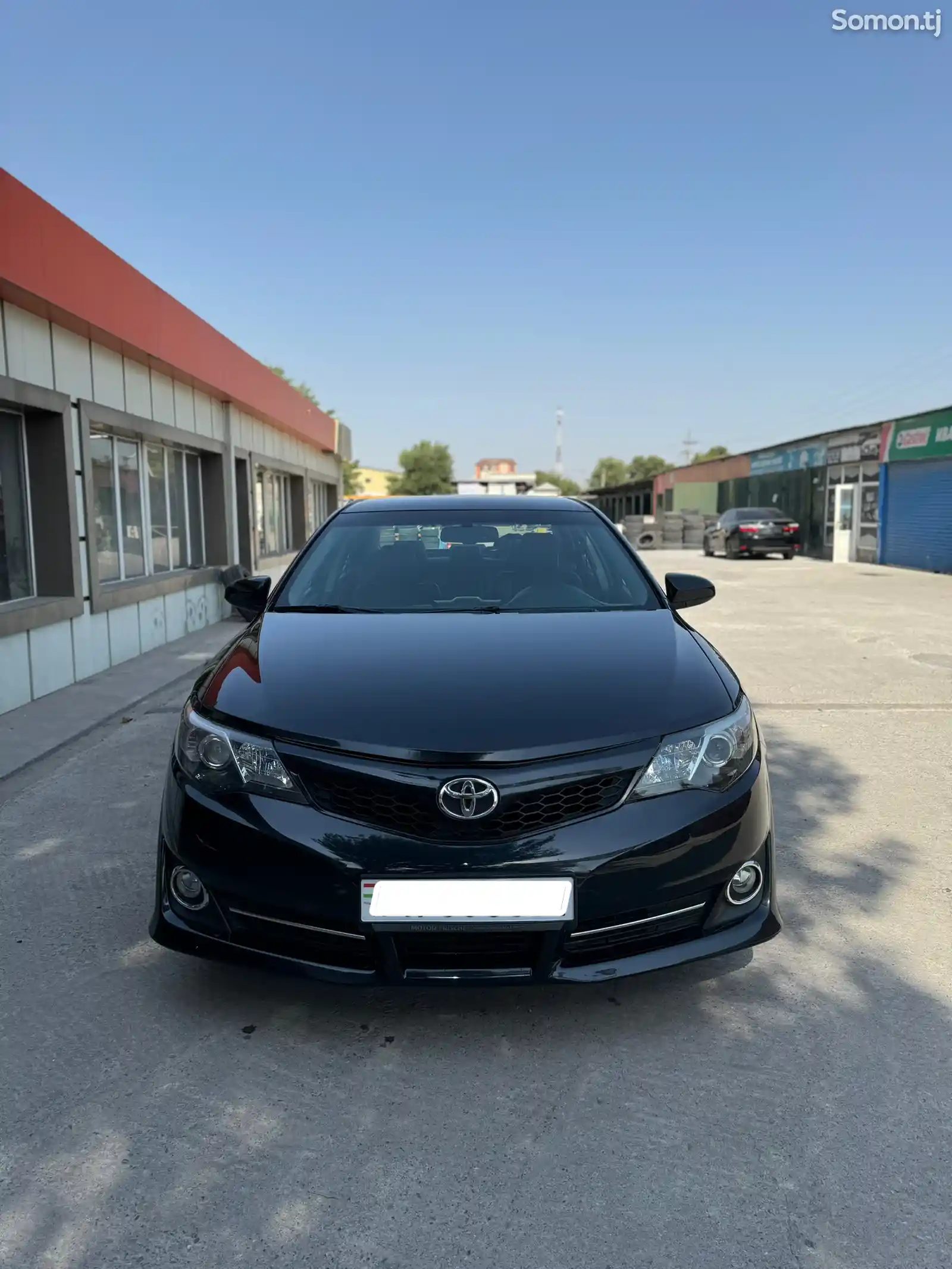 Toyota Camry, 2013-1