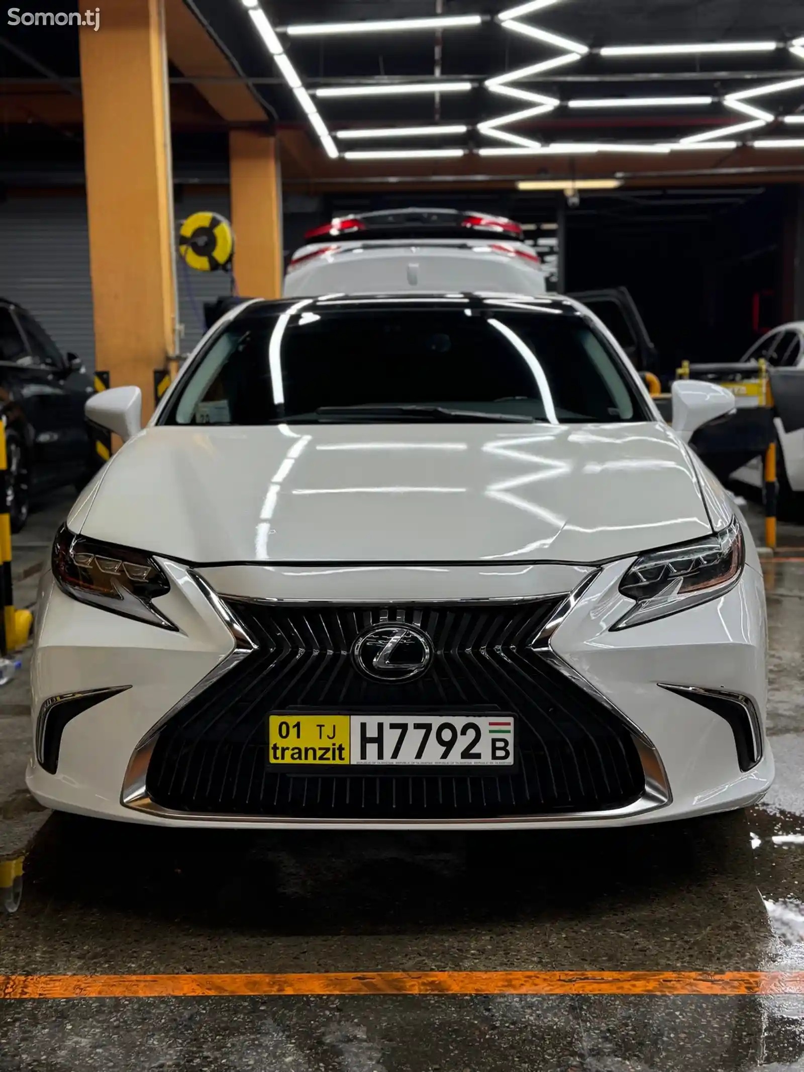 Lexus ES series, 2015-1