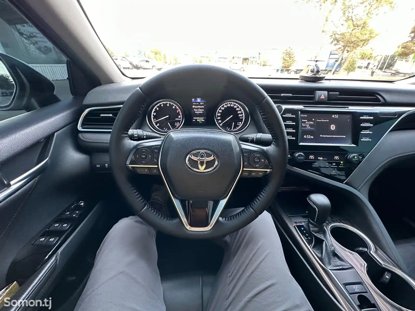 Toyota Camry, 2019-9