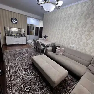 3-комн. квартира, 8 этаж, 80м², Сино