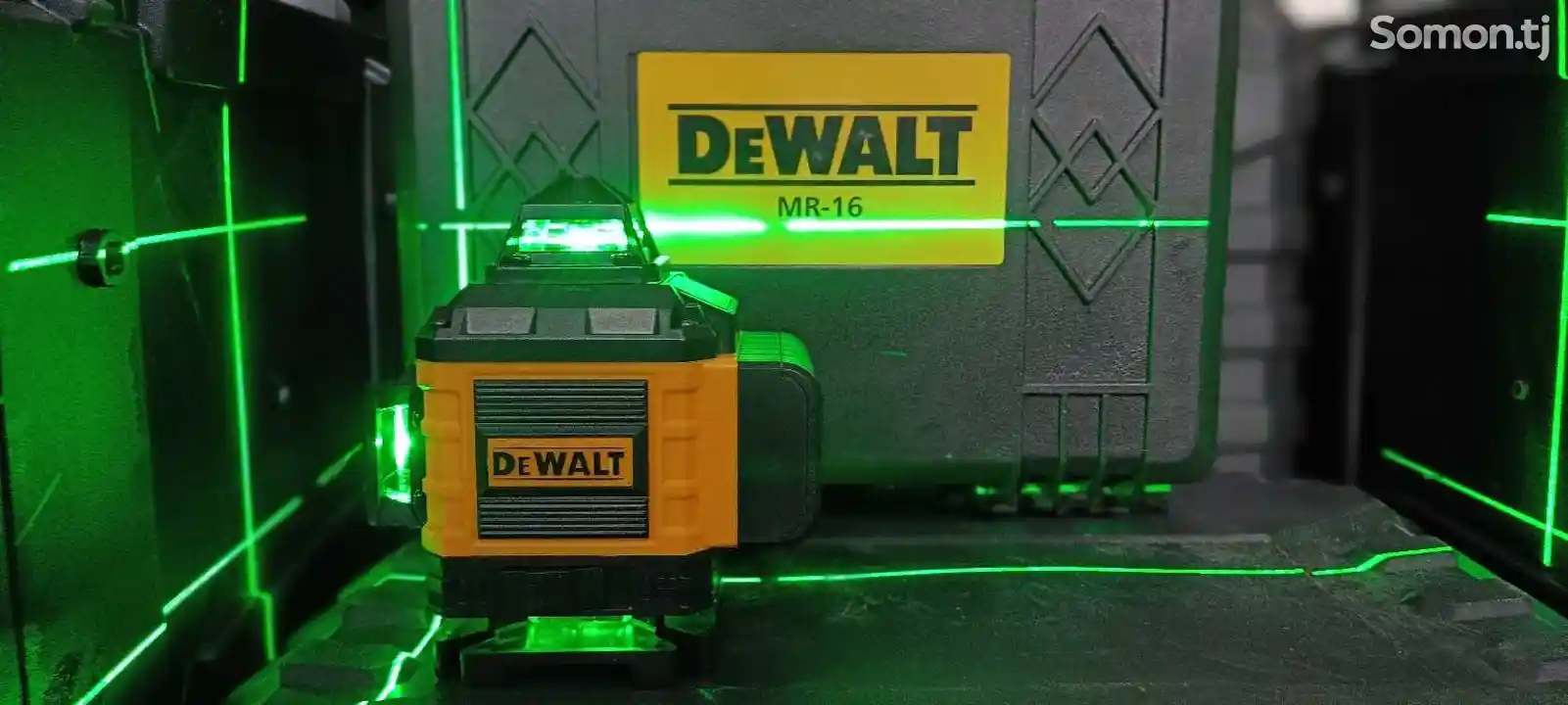 Лазерный уровень DeWalt 4D-3