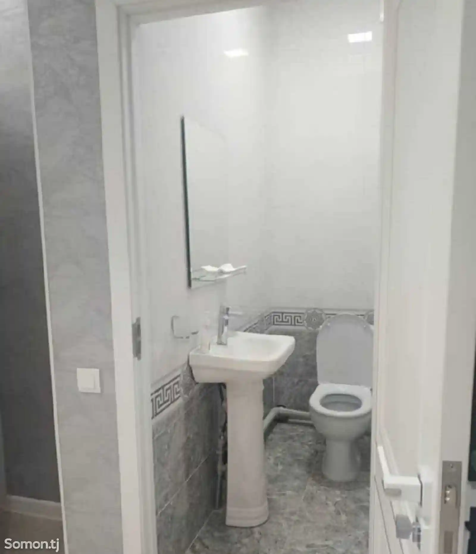 2-комн. квартира, 15 этаж, 80м², Профсоюз-12