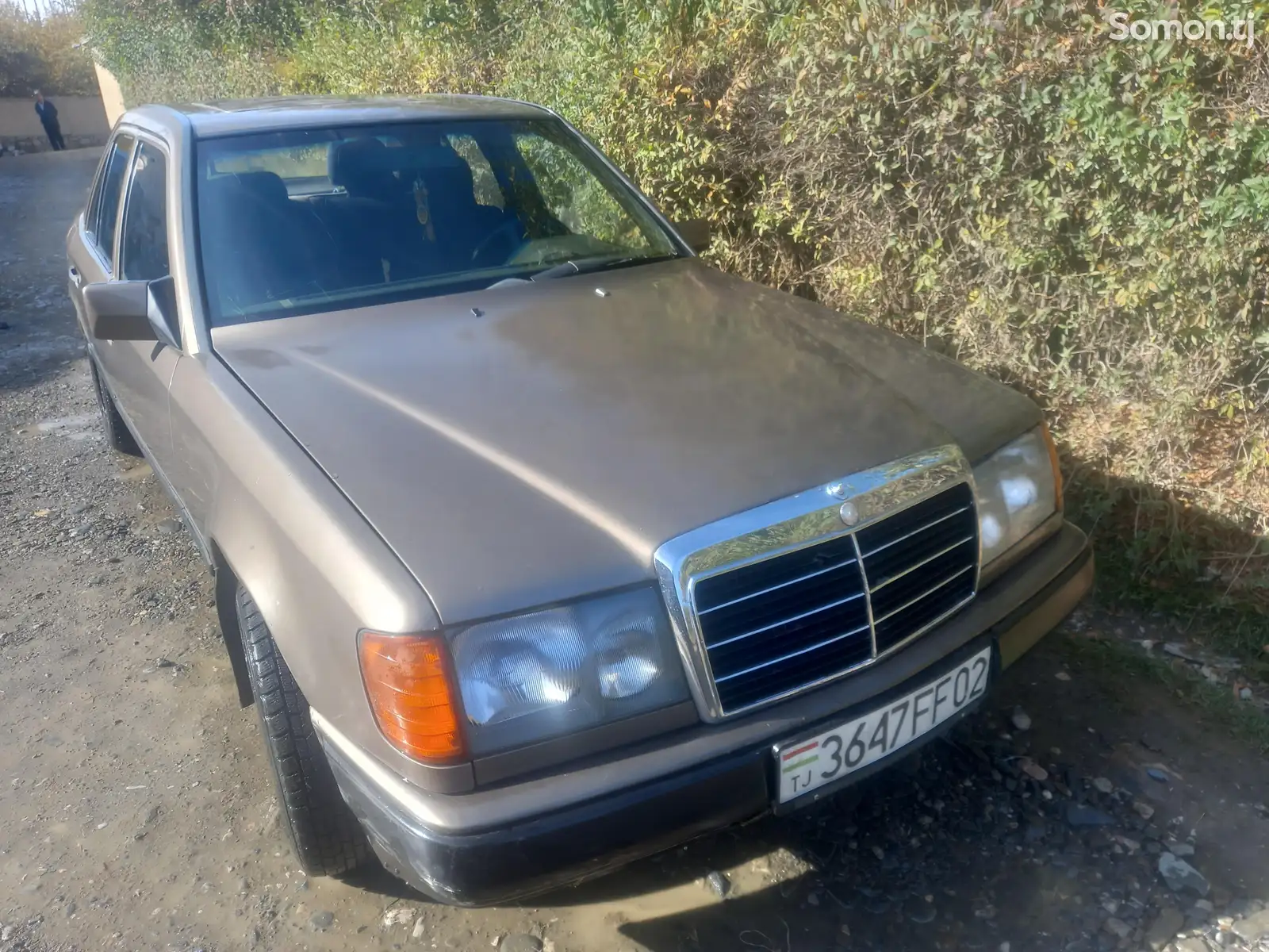 Mercedes-Benz W124, 1989-1