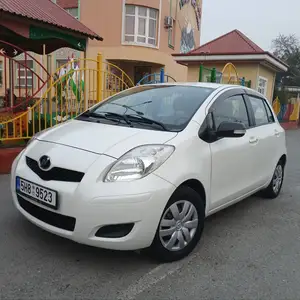 Toyota Vitz, 2009