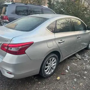 Nissan Sentra, 2018