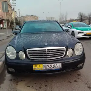 Mercedes-Benz E class, 2004