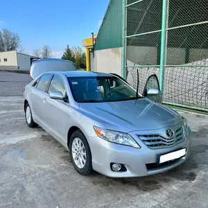 Toyota Camry, 2011