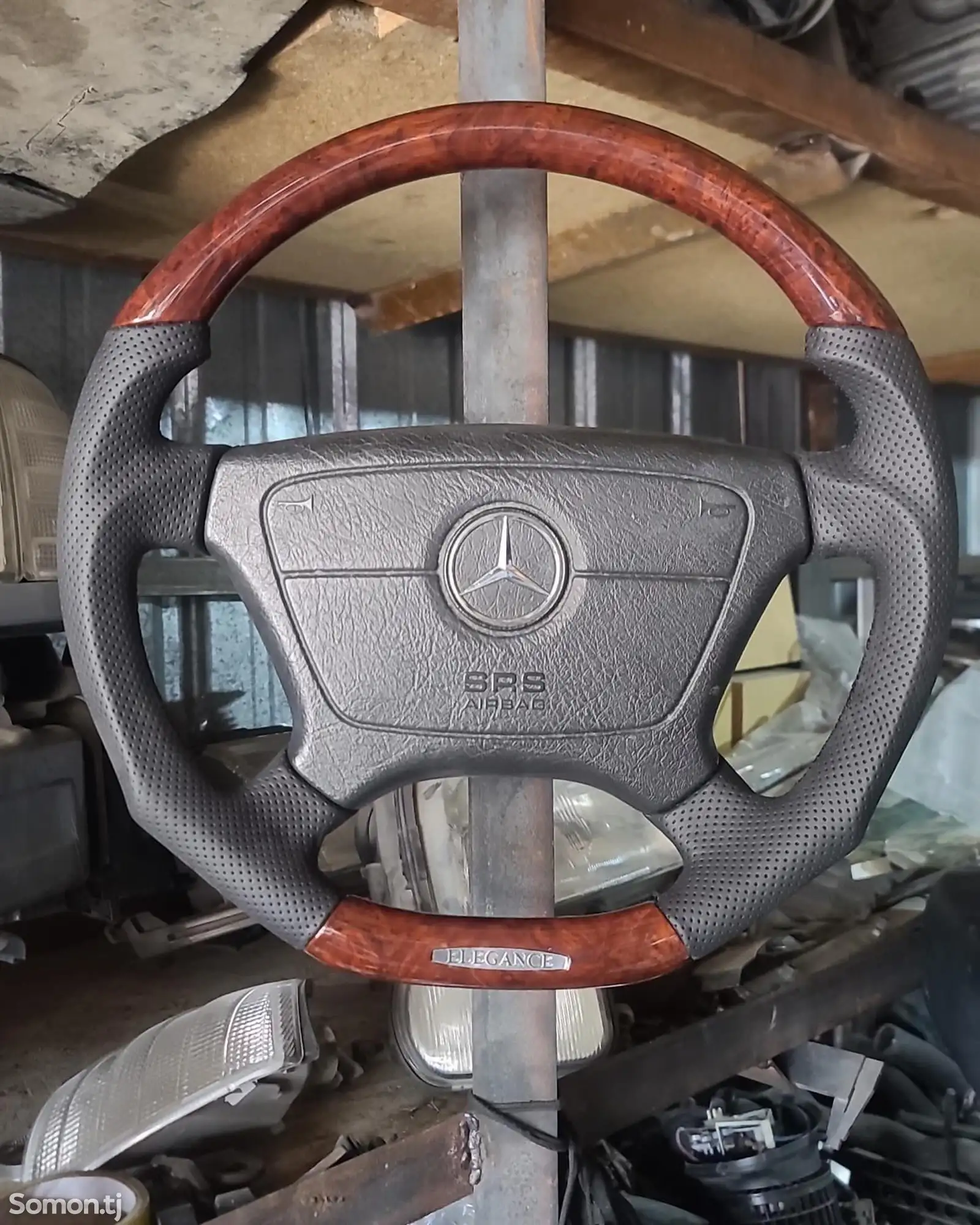 Мебельный руль на Mercedes-Benz W202-1