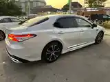 Toyota Camry, 2018-2