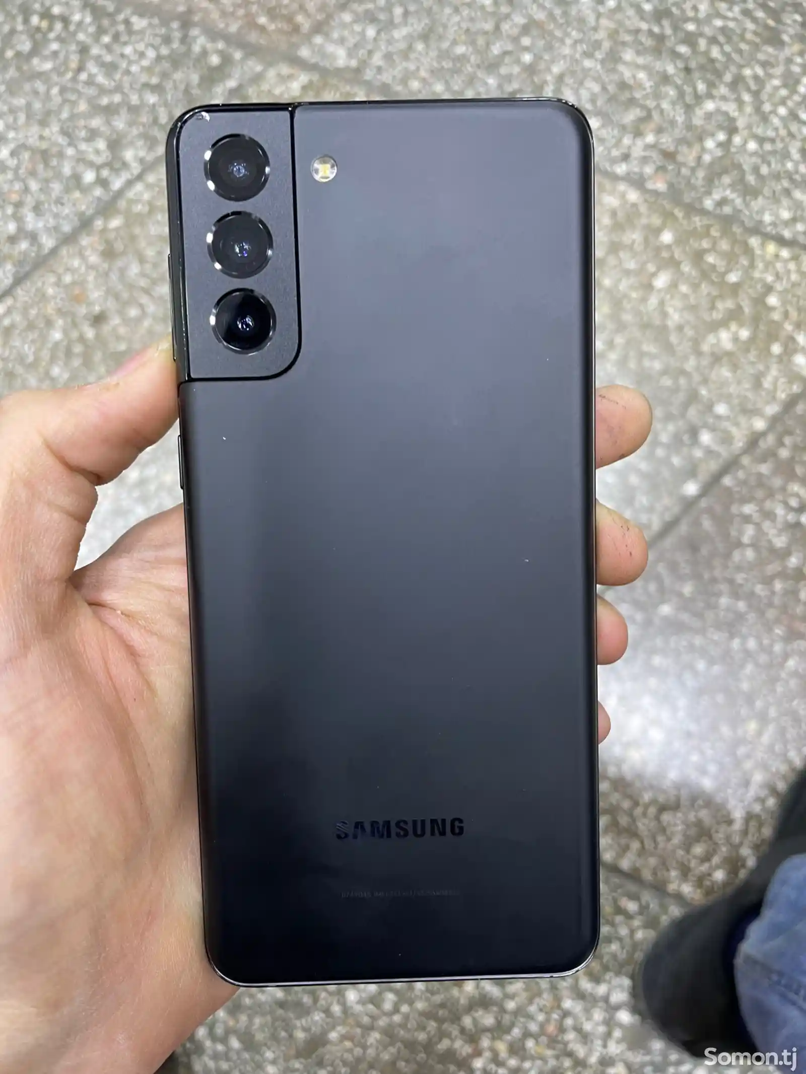 Samsung Galaxy S21 +-1