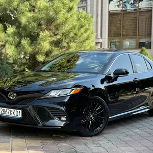 Toyota Camry, 2019