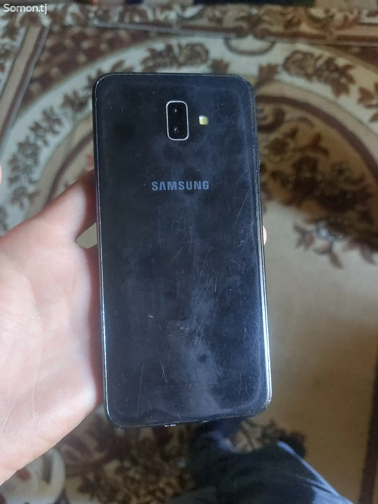 Samsung Galaxy j6+-2