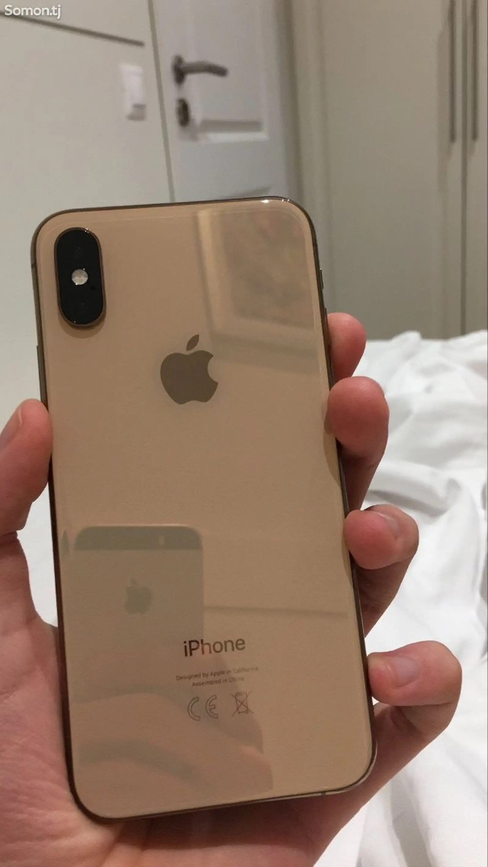 Apple iPhone Xs, 64 gb, Gold-1