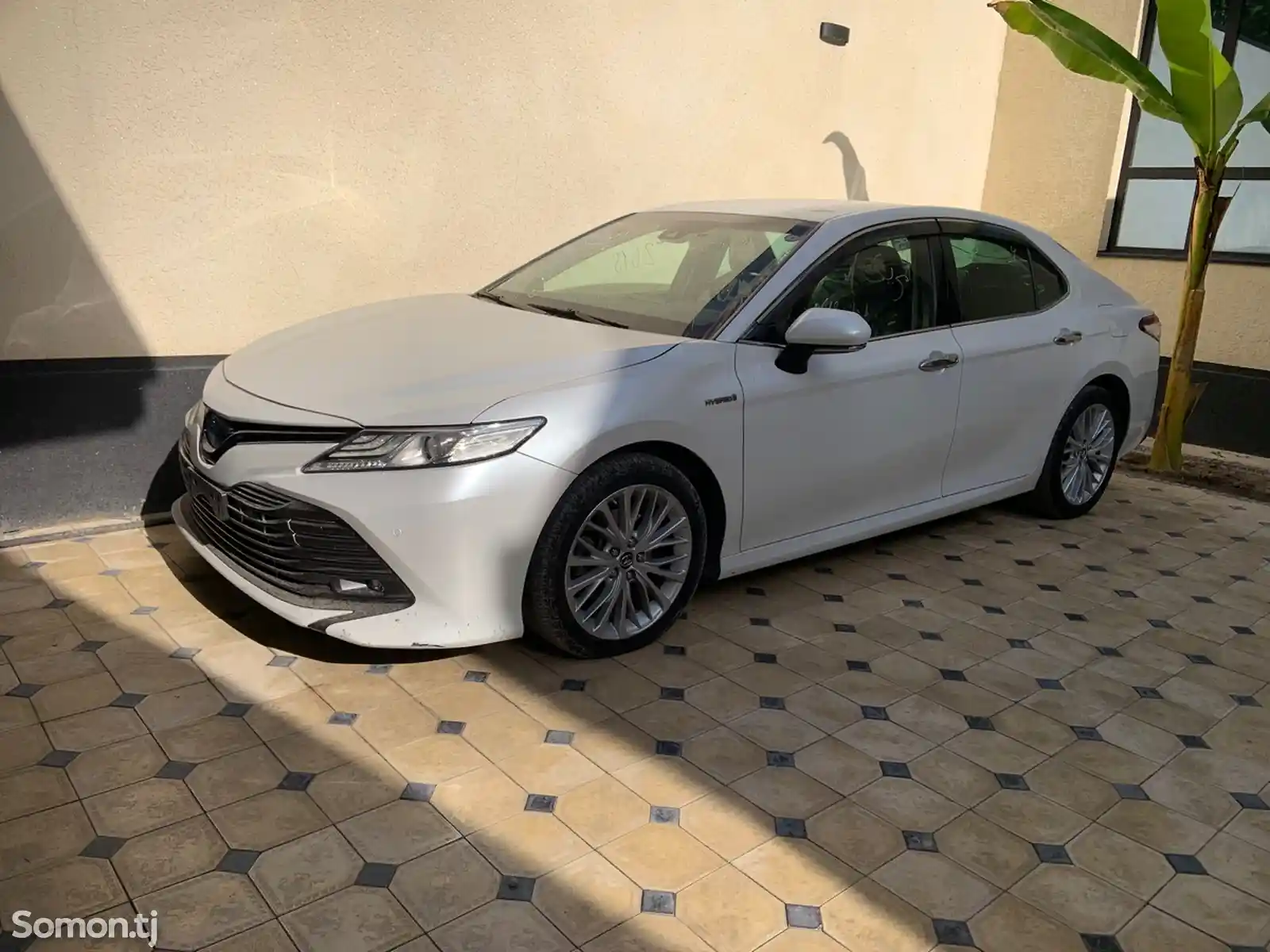 Toyota Camry, 2018-1