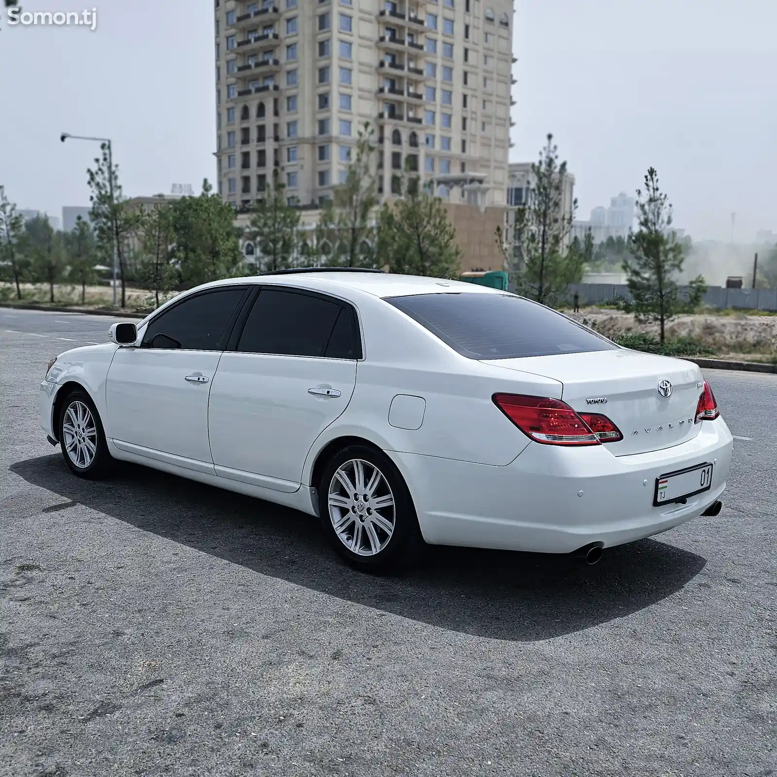 Toyota Avalon, 2010-4