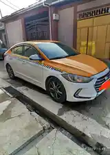 Hyundai Elantra, 2017-3