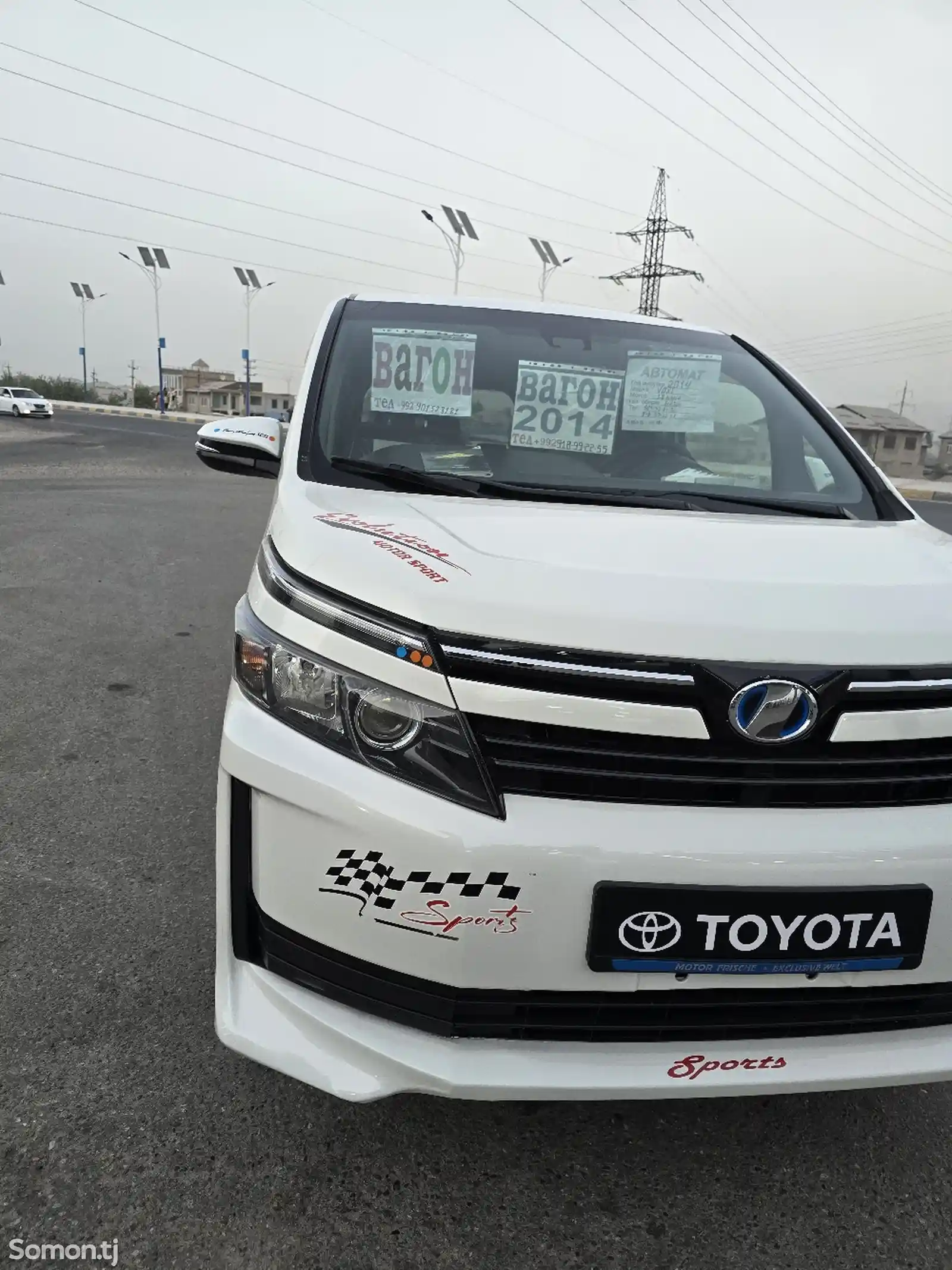 Toyota Voxy, 2014-3