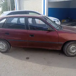 Opel Astra F, 1992