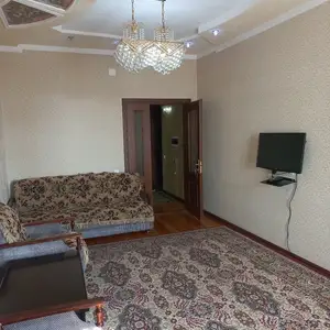 2-комн. квартира, 3 этаж, 65м², Шелкокомбинат