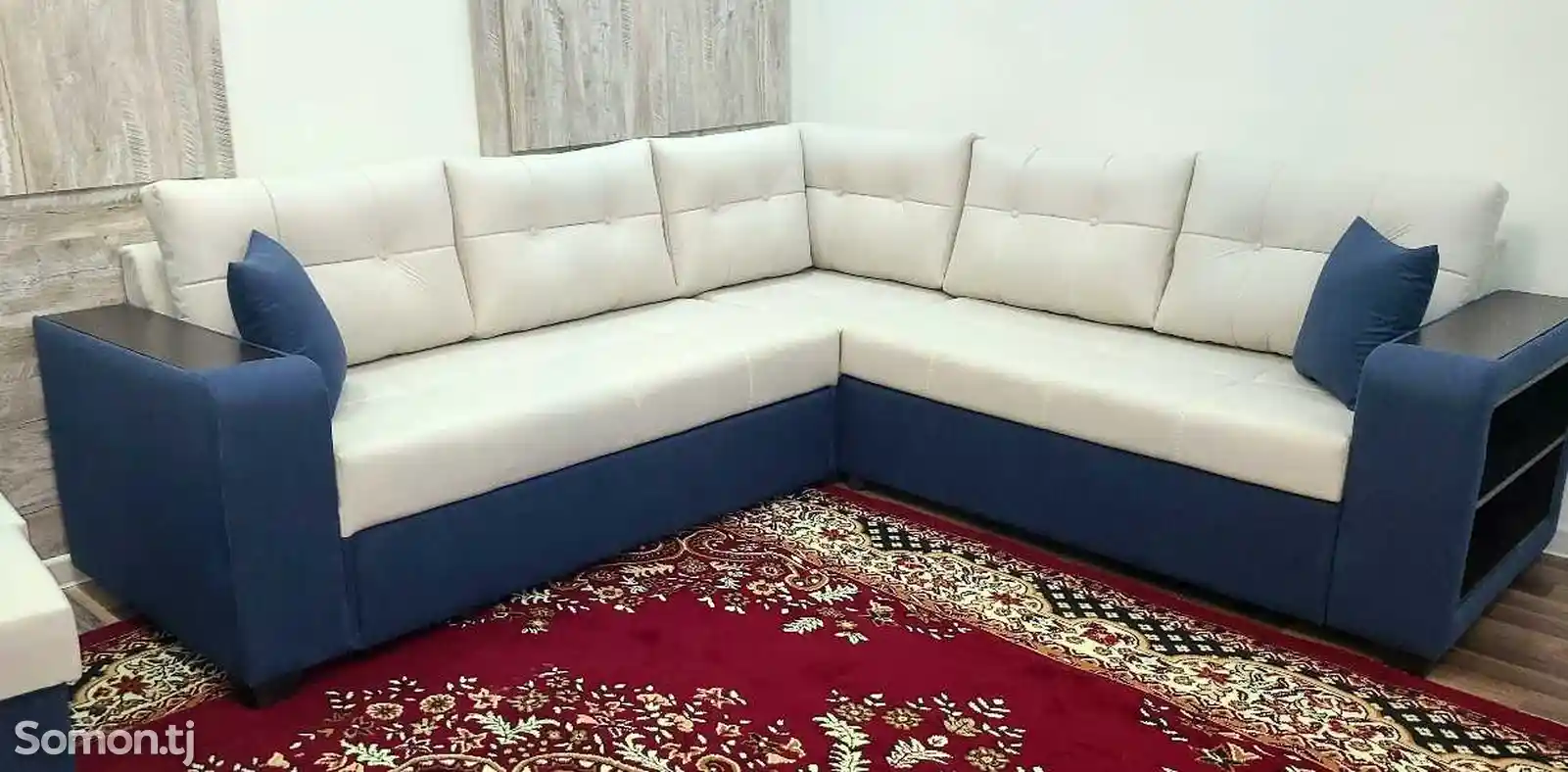 Раскладной диван со столом-3