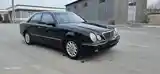 Mercedes-Benz E class, 2002-4