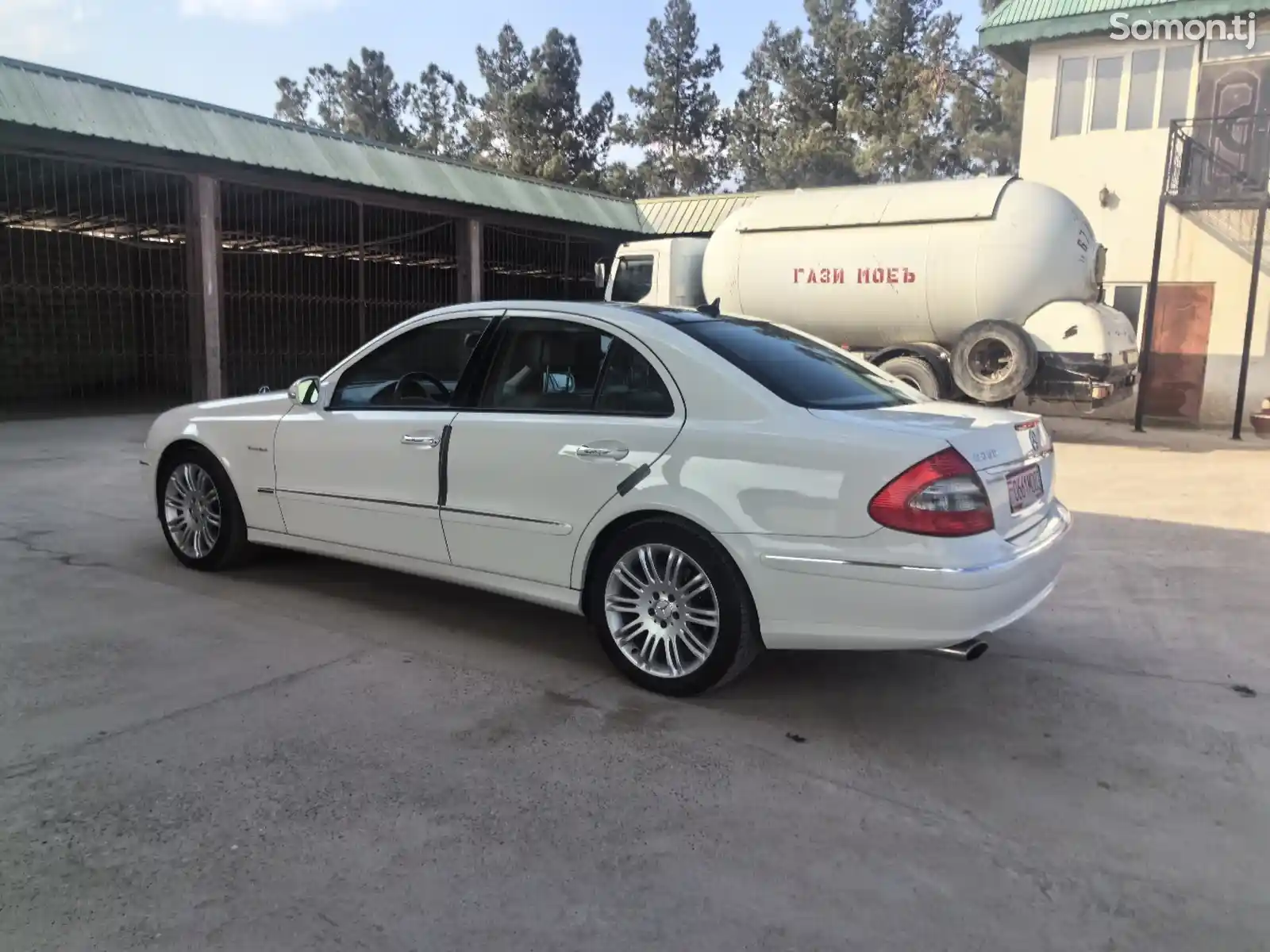 Mercedes-Benz E class, 2008-6