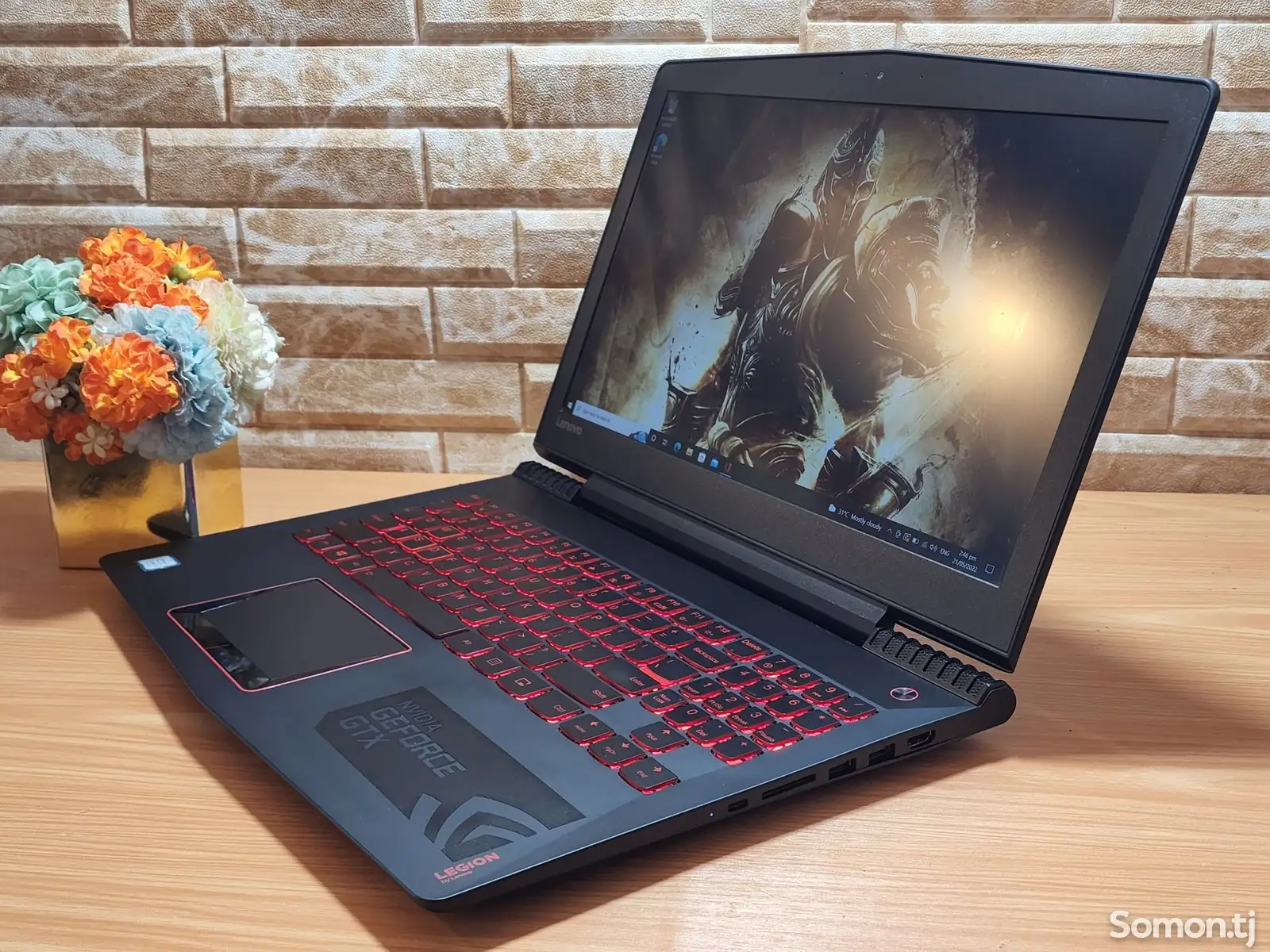 Игровой ноутбук Lenovo Legion R720-1